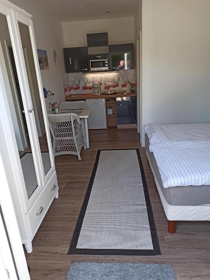 Apartment & Dz 